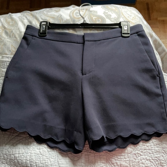NWOT Banana Republic navy scallop stretch short size 4 - Picture 2 of 6